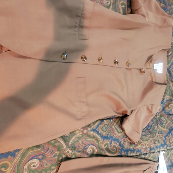 Suit- jacket and skirts- two pieces by Apart - Picture 9 of 9